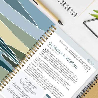 Spiral Bible: A Year In Prayer: A Journey of Daily Prayer and Reflection - Mountains