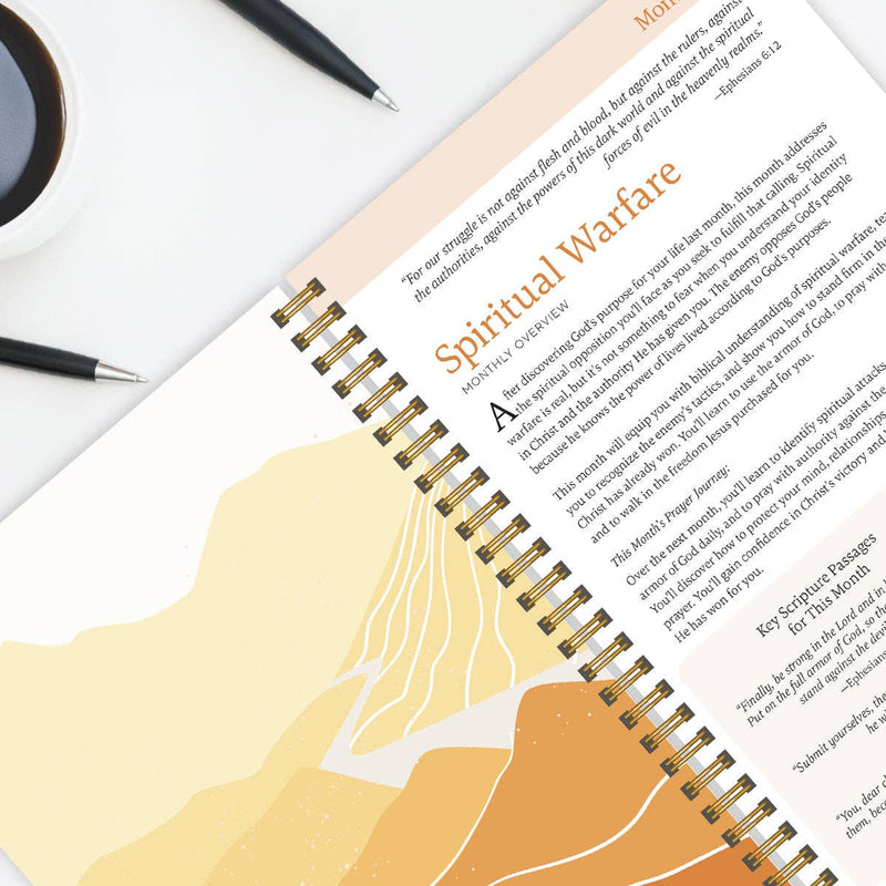 Spiral Bible: A Year In Prayer: A Journey of Daily Prayer and Reflection - Mountains