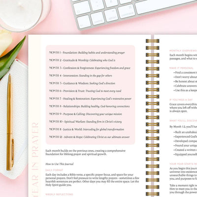 Spiral Bible: A Year In Prayer: A Journey of Daily Prayer and Reflection - Flowers