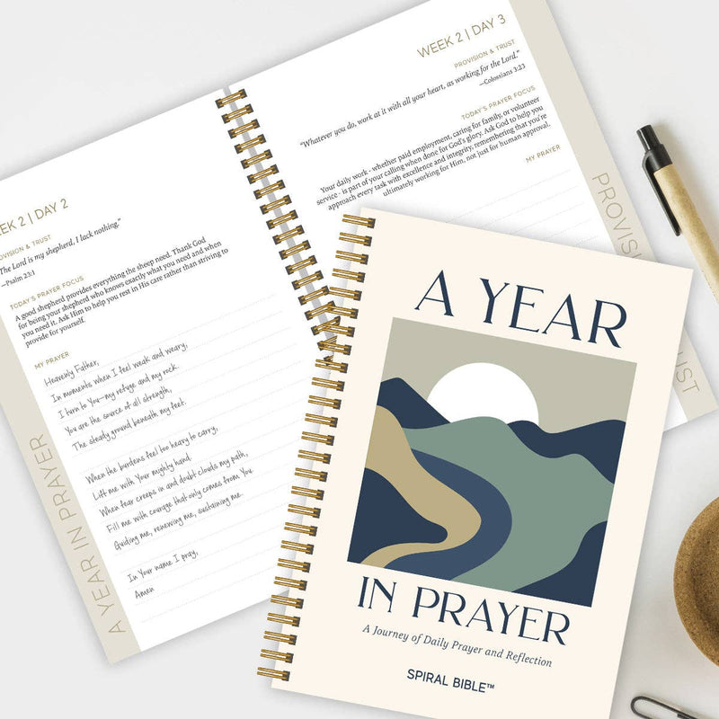 Spiral Bible: A Year In Prayer: A Journey of Daily Prayer and Reflection - Mountains