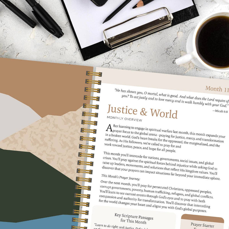 Spiral Bible: A Year In Prayer: A Journey of Daily Prayer and Reflection - Mountains