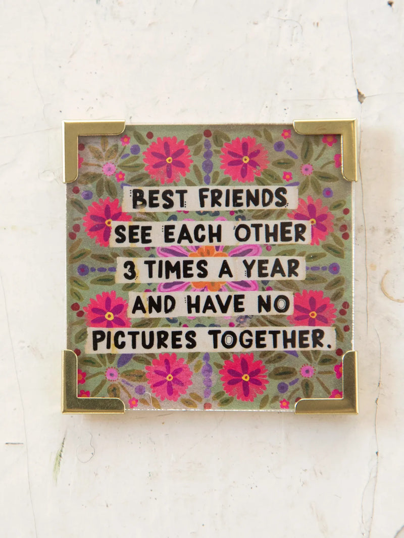 "Best Friends" Corner Magnet