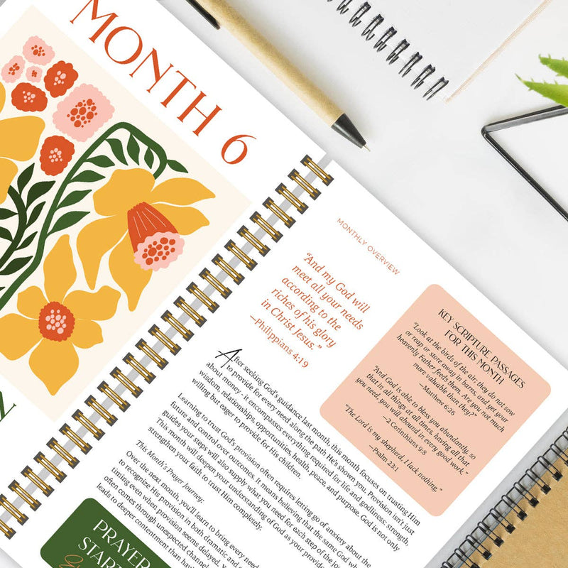 Spiral Bible: A Year In Prayer: A Journey of Daily Prayer and Reflection - Flowers