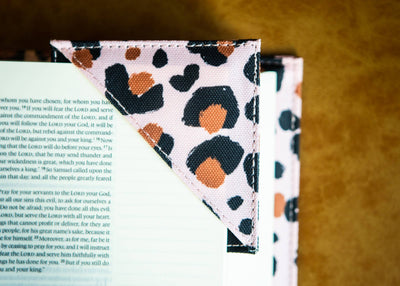 Cheetah Print Corner Bookmark